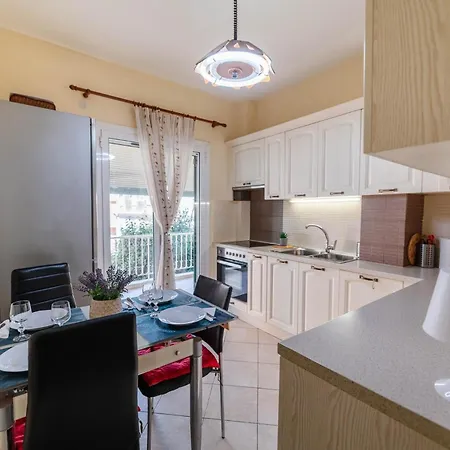 公寓 Old Town Finikas *